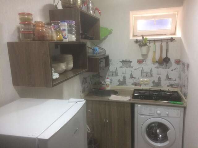 Хостелы Hostel Mini Батуми-8